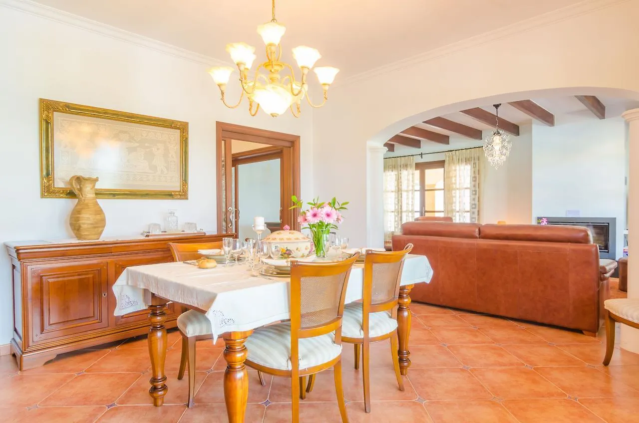 Villa Ses Covetes Petra  Petra (Mallorca)