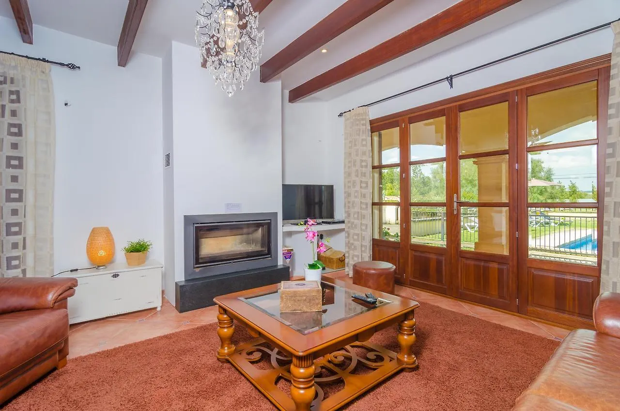 Villa Ses Covetes Petra   Petra (Mallorca)